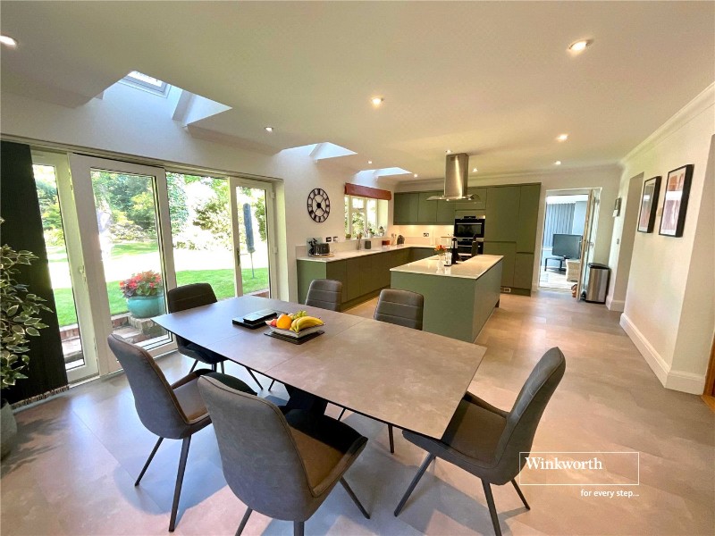 Hurstbourne Avenue, Highcliffe, Christchurch, BH23