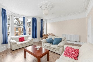 Clissold Crescent, London, N16