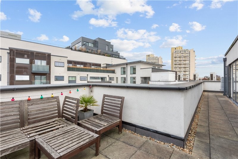 Singer Mews, London, SW4