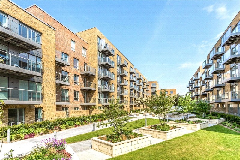 Basset Court, High Street, London, N8