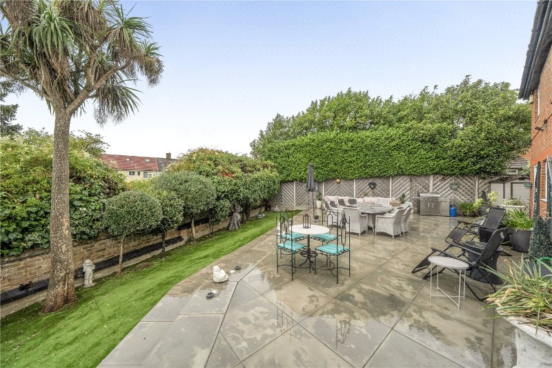 Crosier Close, Blackheath, London, SE3