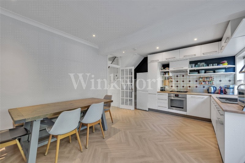 Crewys Road, London, NW2