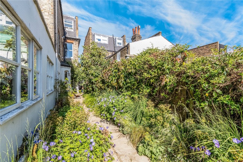 Crystal Palace Road, East Dulwich, London, SE22