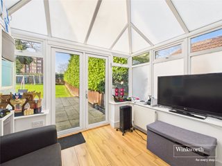 Tenterden Drive, Hendon, London, United Kingdom, NW4