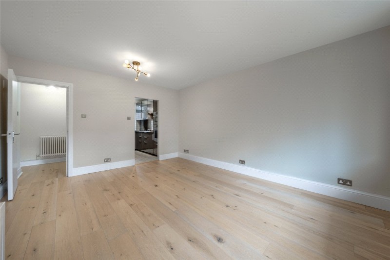 Lambolle Road, London, NW3