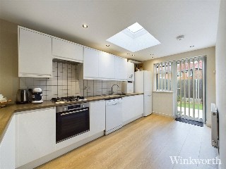 Carlisle Avenue, London, W3