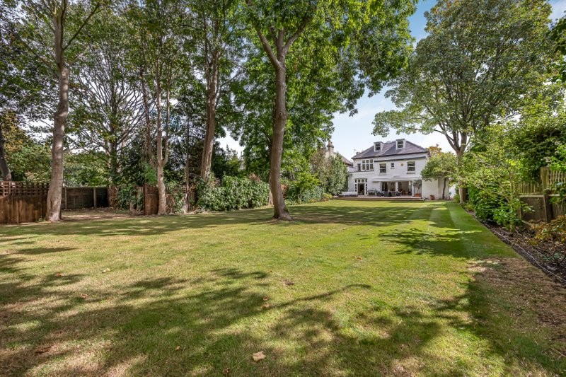 Castelnau, Barnes, London, SW13