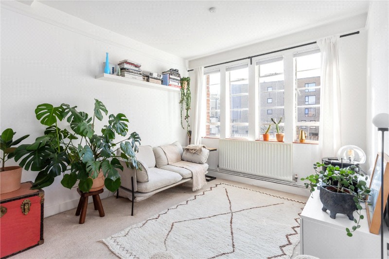 Queens Drive, London, N4