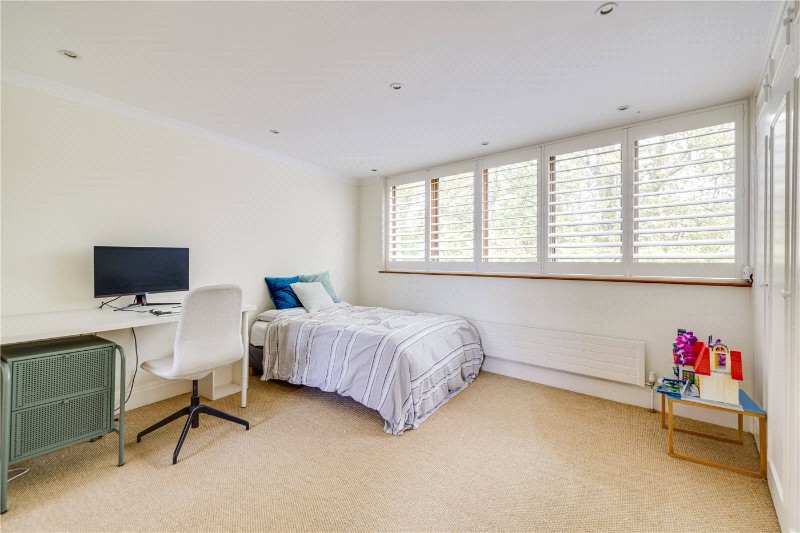 Favart Road, London, SW6