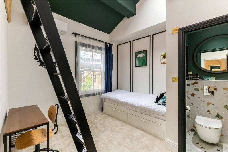 Southolm Street, London, SW11
