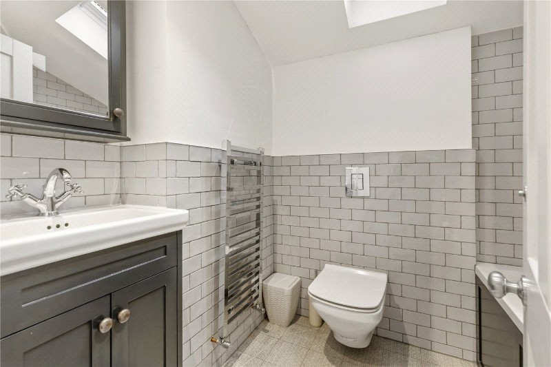 Highbury Hill, London, N5