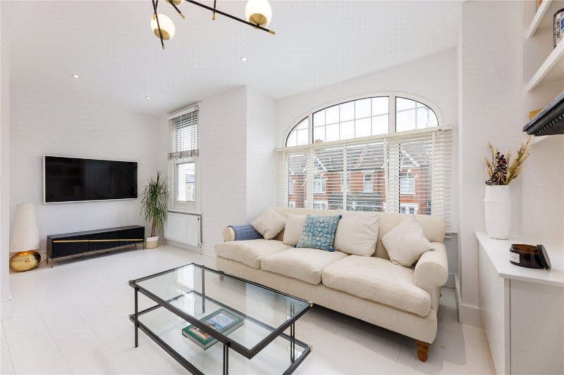 Replingham Road, London, SW18
