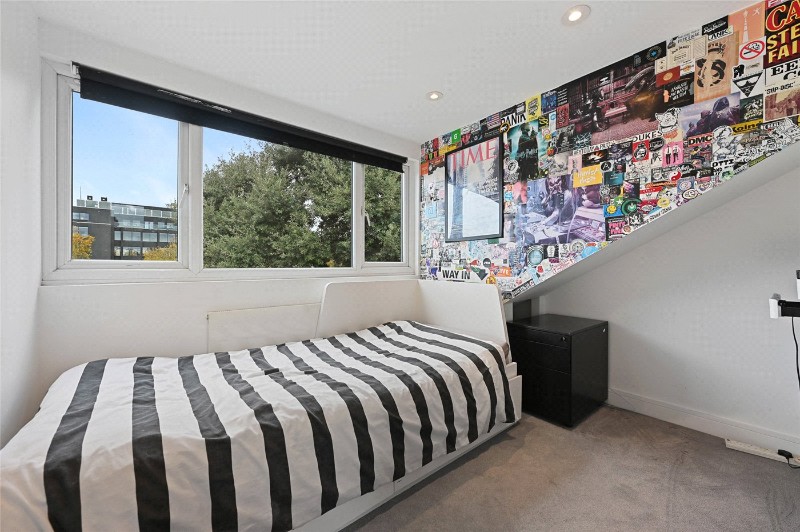 Mylne Close, Upper Mall, London, W6