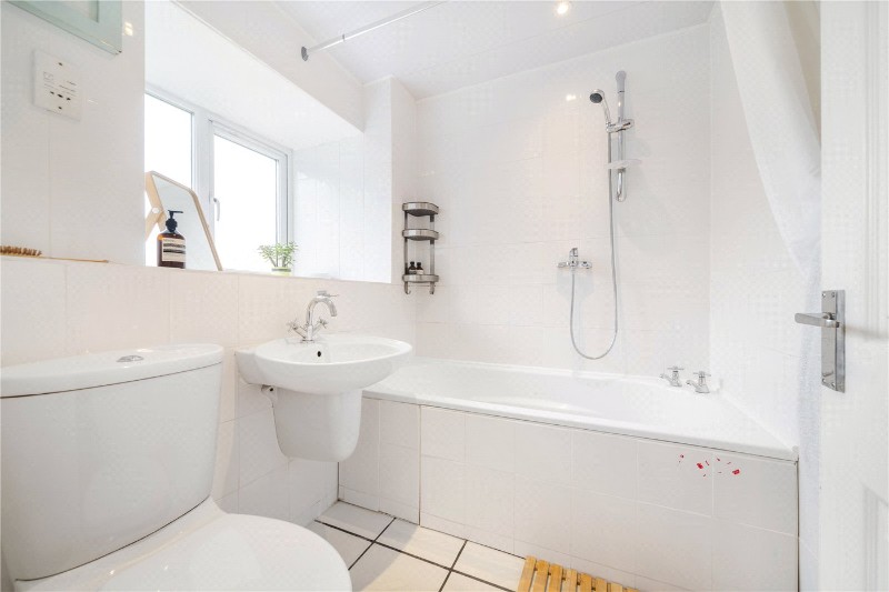Linwood Close, London, SE5