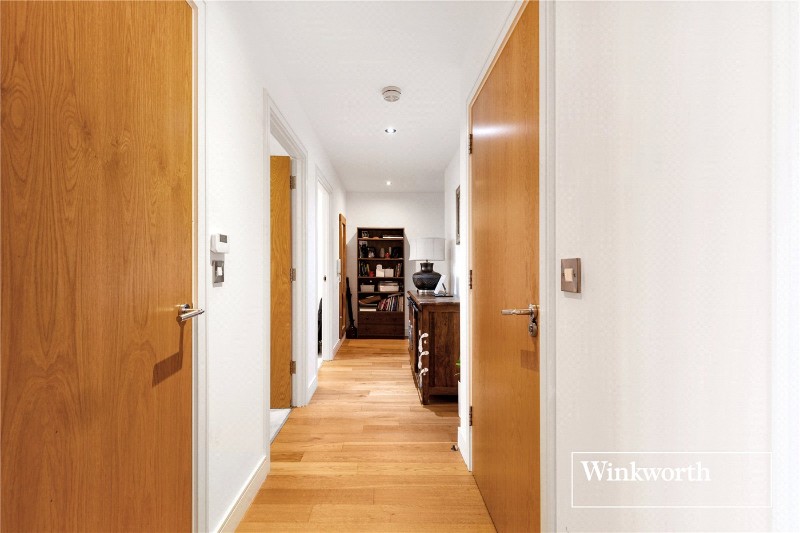 Regents Park Road, Finchley, London, N3