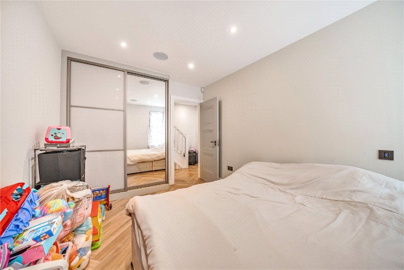 Worple Road, London, SW20