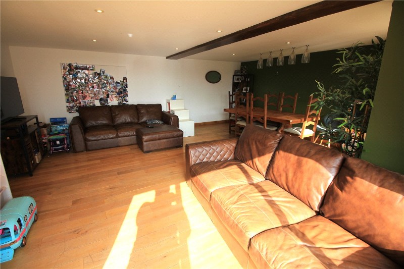 Moat Lane, Taynton, Gloucester, Gloucestershire, GL19