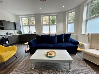 Knyveton Road, Bournemouth, BH1