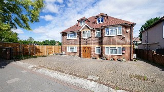 Great West Road, Isleworth, TW7