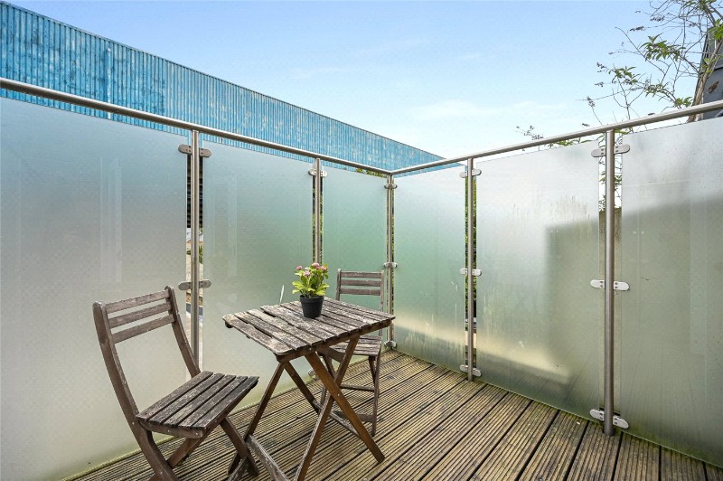 Ellerslie Road, London, W12