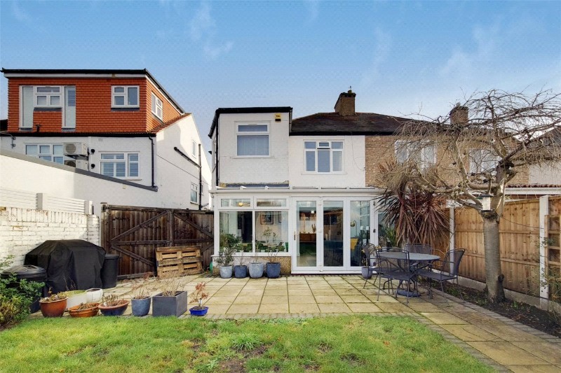 Godfrey Avenue, Twickenham, TW2