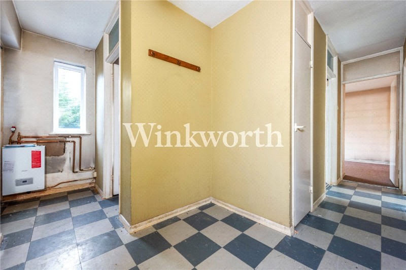 Derbin Court, Queens Drive, London, N4