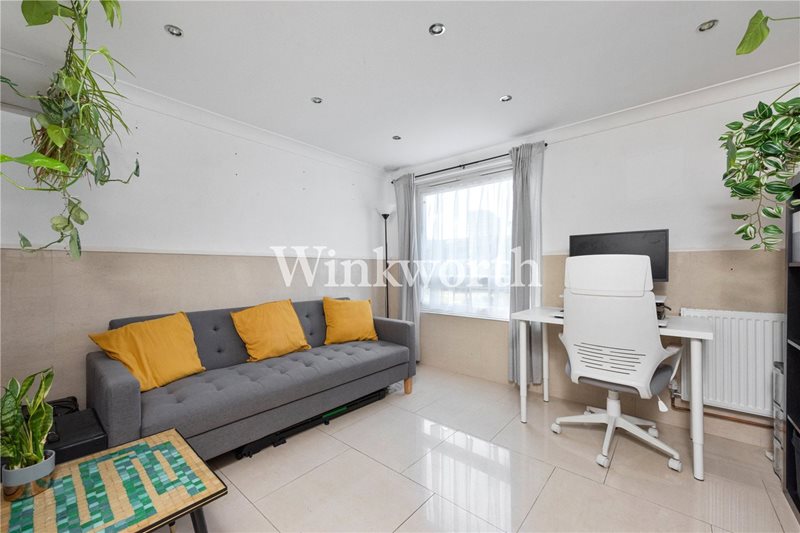 Victoria Crescent, London, N15