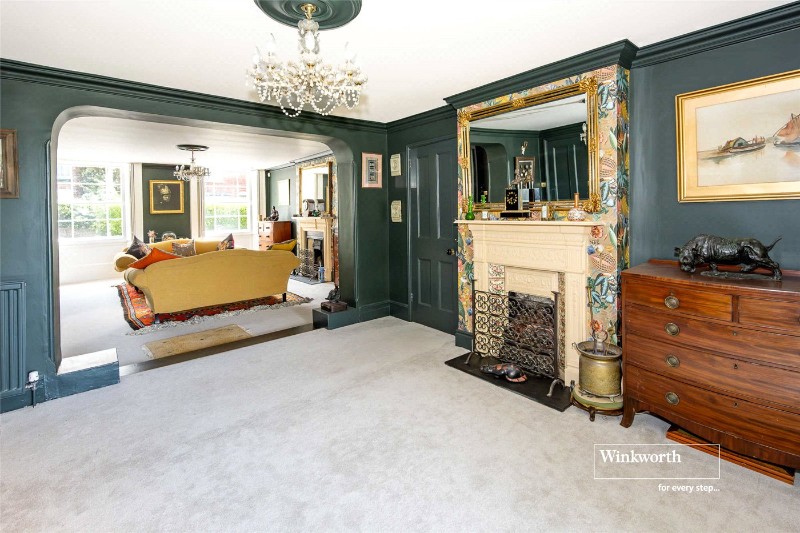 Salisbury Road, Winkton, Christchurch, Dorset, BH23