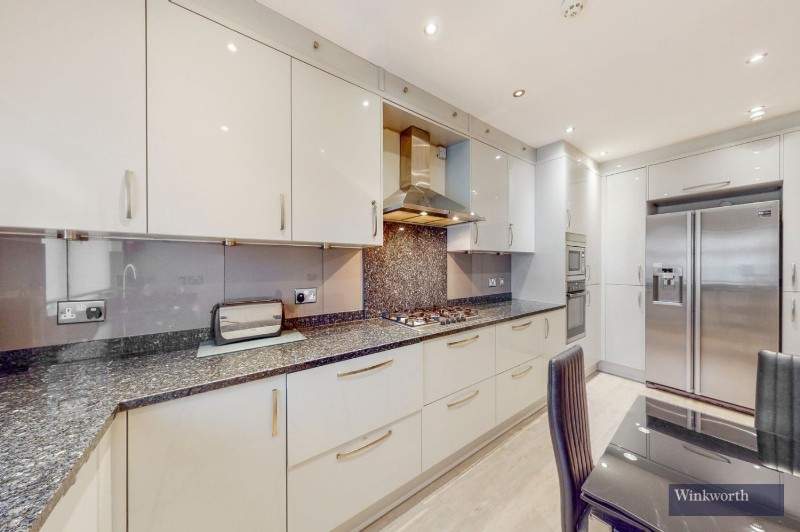 Queens Way, Hendon, London, NW4