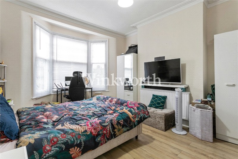 The Crest, London, N13