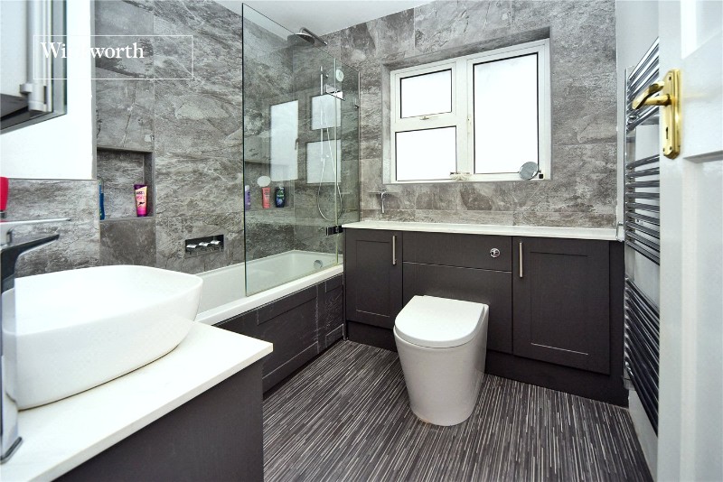 Edenfield Gardens, Worcester Park, KT4