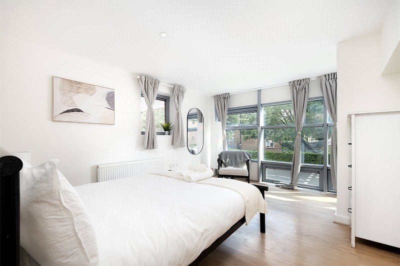 Benwell Road, London, N7