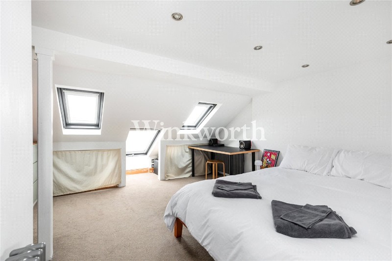 Greyhound Road, London, N17