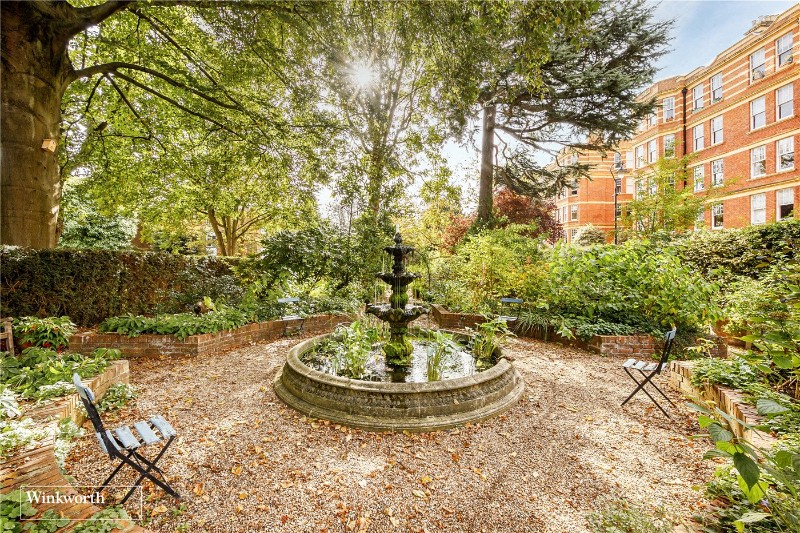 Sutton Court, Fauconberg Road, London, W4
