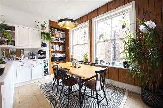 Bedford Avenue, London, WC1B