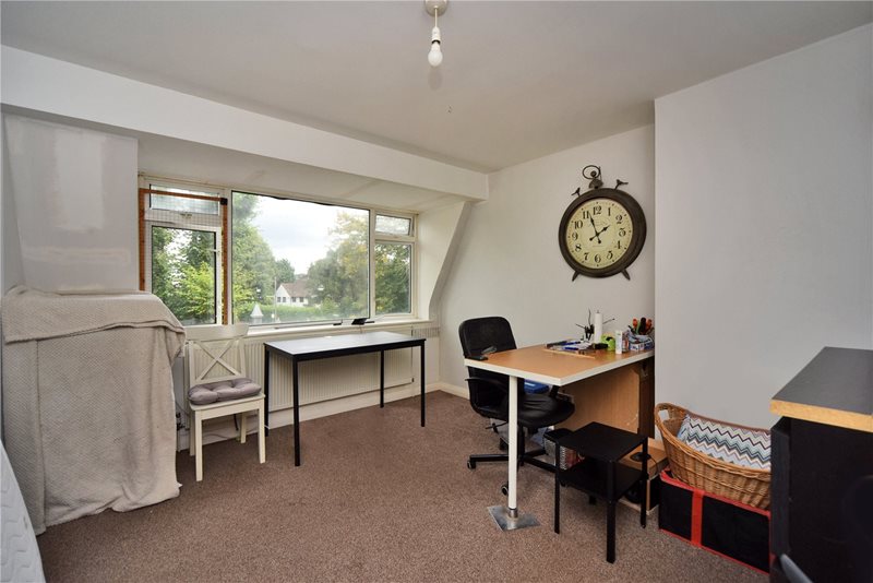 Cheyne Court, Park Road, Banstead, Surrey, SM7
