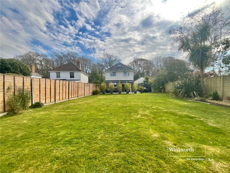 Brockhills Lane, New Milton, Hampshire, BH25