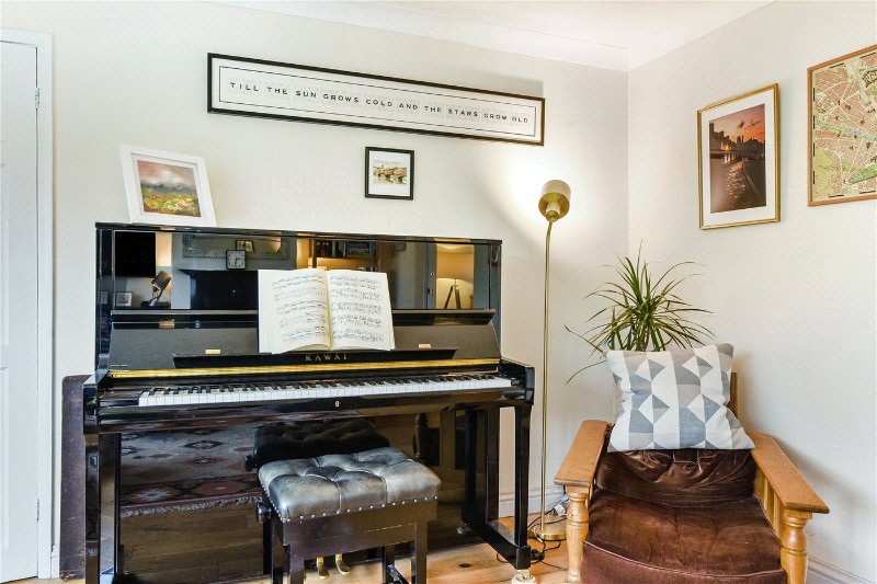 Deane Down Drove, Littleton, Winchester, Hampshire, SO22