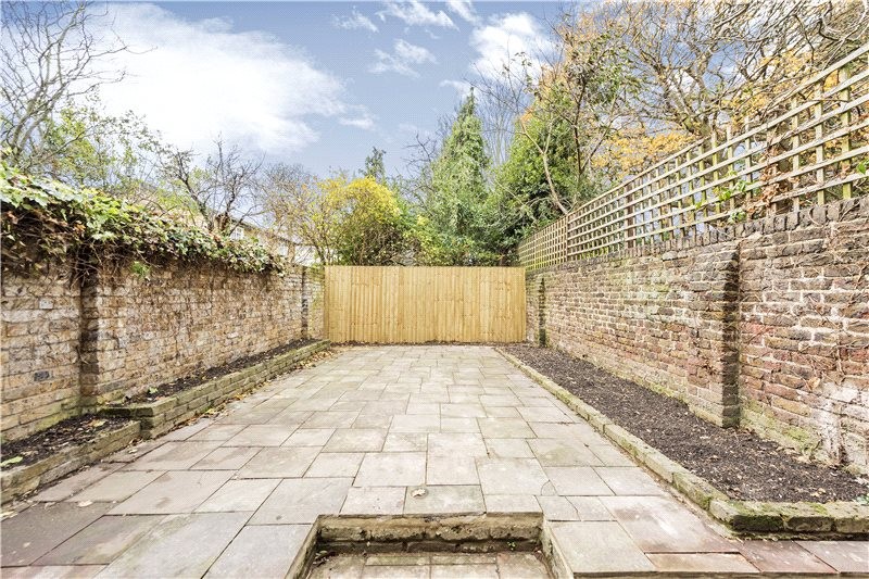 Castelnau, Barnes, London, SW13