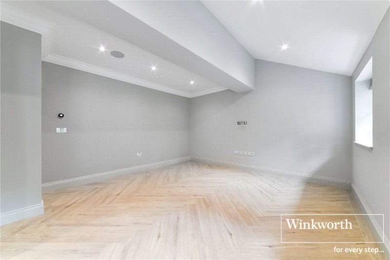 Heathfield Road, Keston, BR2