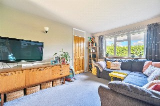 Stewards Rise, Wrecclesham, Farnham, Surrey, GU10