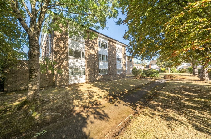 Tavistock Close, Romsey, Hampshire, SO51