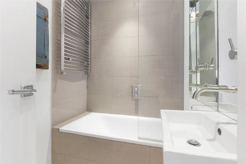 New Cross Road, London, SE14