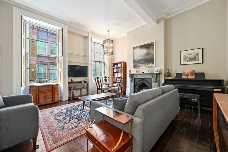 New Row, London, WC2N