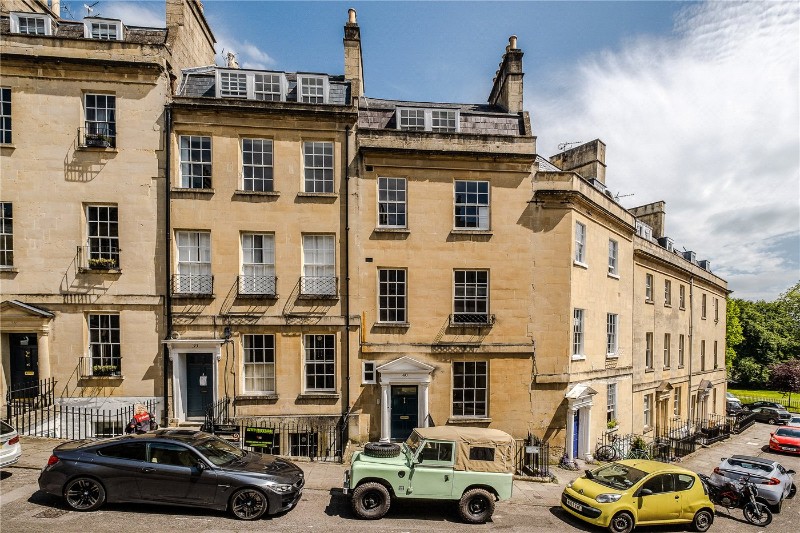 2 bedroom property for sale in Park Street, Bath, BA1 (Ref BAT210140