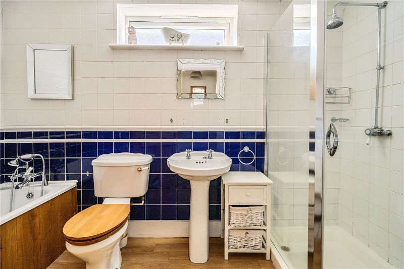 Hamlash Lane, Frensham, Farnham, Surrey, GU10