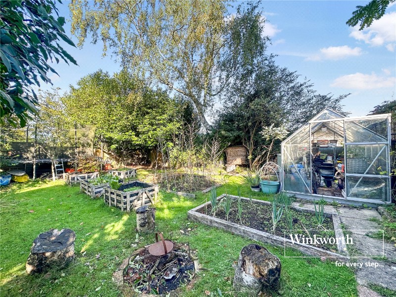Kingsway, Ferndown, BH22
