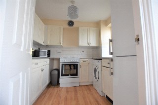 Transom Close, London, SE16