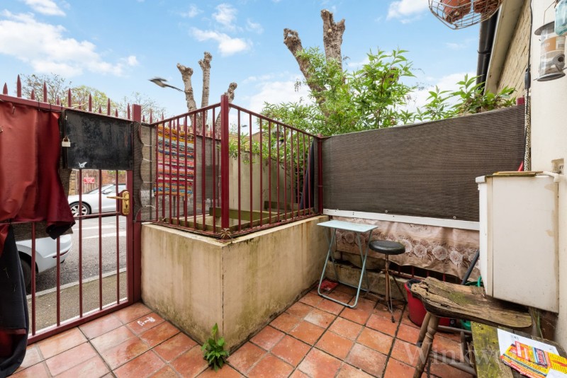 New Cross Road, London, SE14