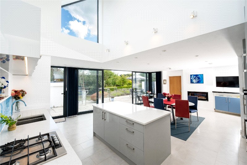 Montagu Road, Highcliffe, Christchurch, Dorset, BH23